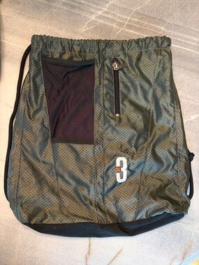 Men's Olive Green & Black Athletic Drawstring bag with Pockets